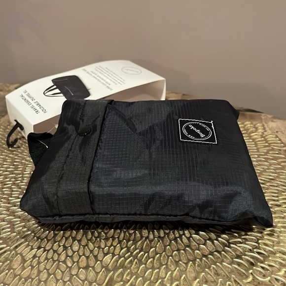 Bespoke Travel Essential Foldable Duffel XL - Picture 8 of 8